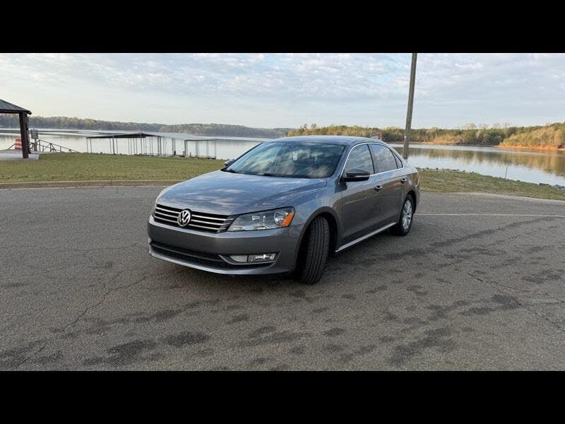 2015 VOLKSWAGEN Passat