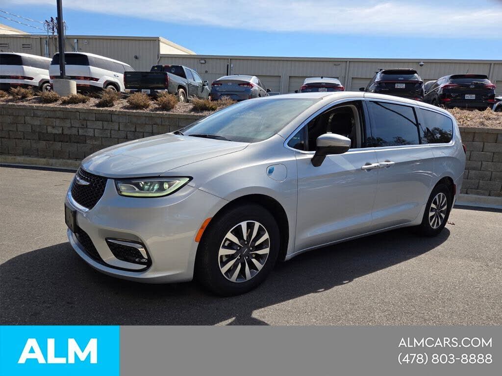 2023 CHRYSLER Pacifica