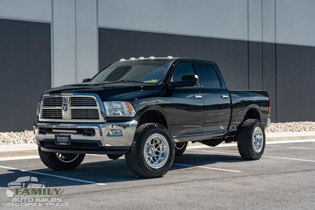 2012 DODGE Ram