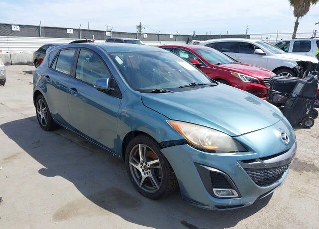 2010 MAZDA Mazda3