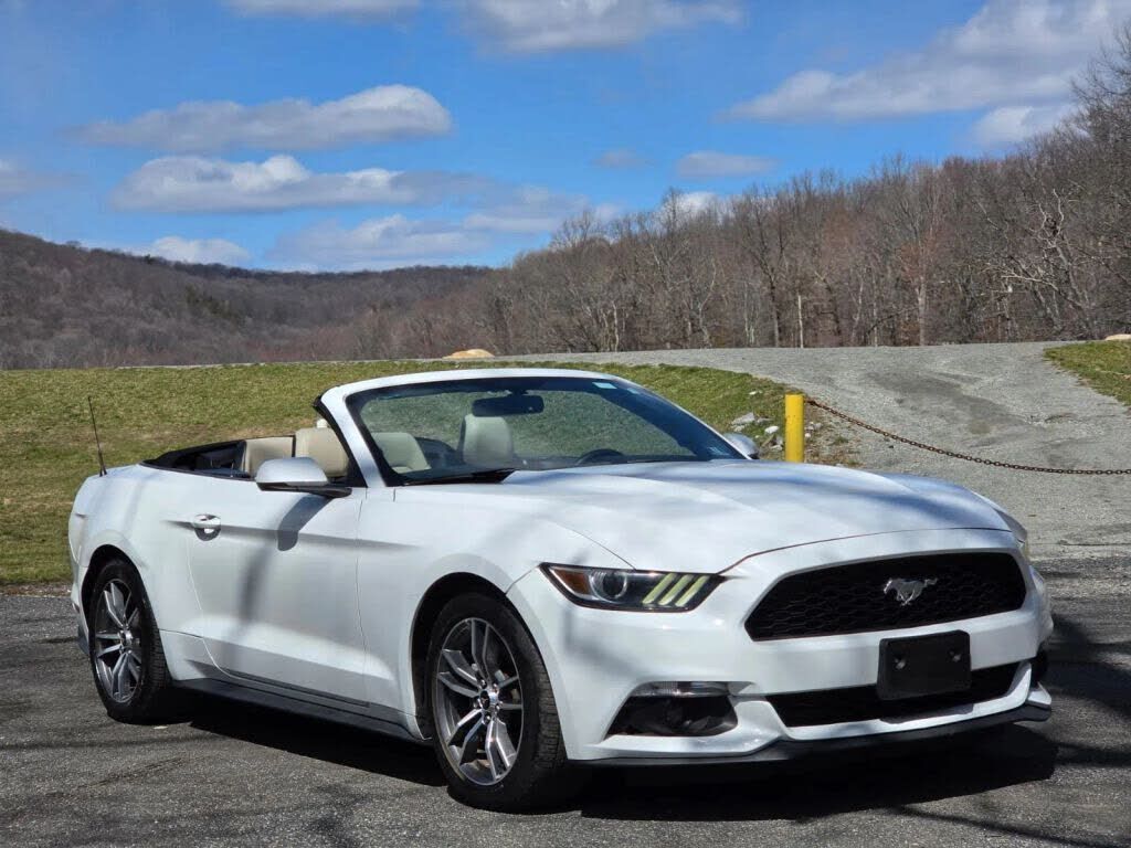 2016 FORD Mustang