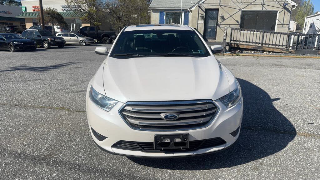 2015 FORD Taurus