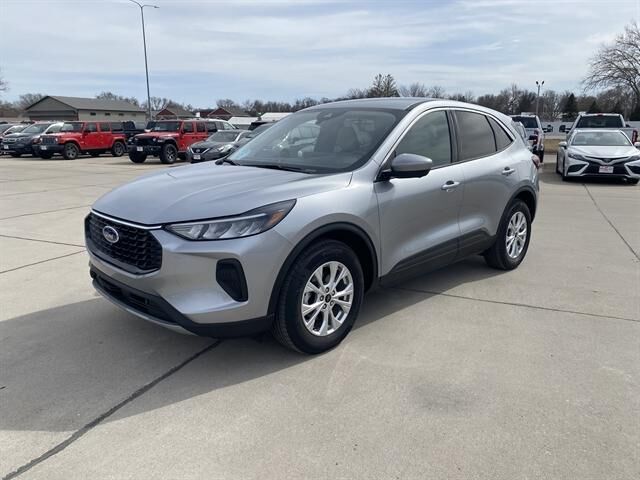 2023 FORD Escape