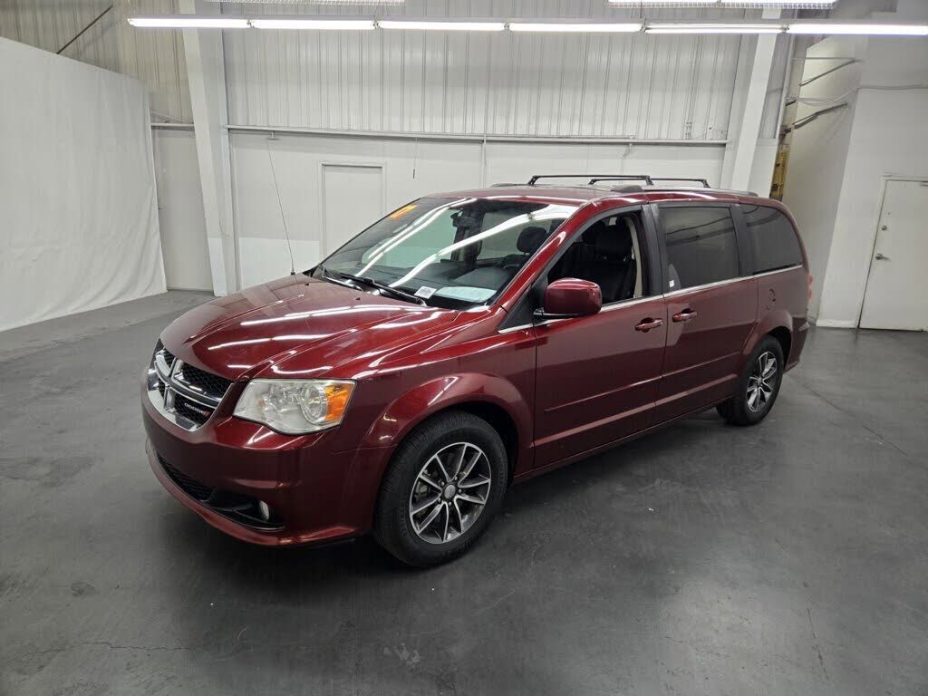 2017 DODGE Grand Caravan
