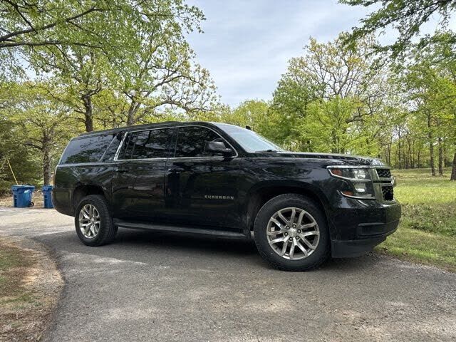 2019 CHEVROLET Suburban