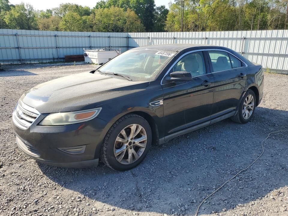 2010 FORD Taurus