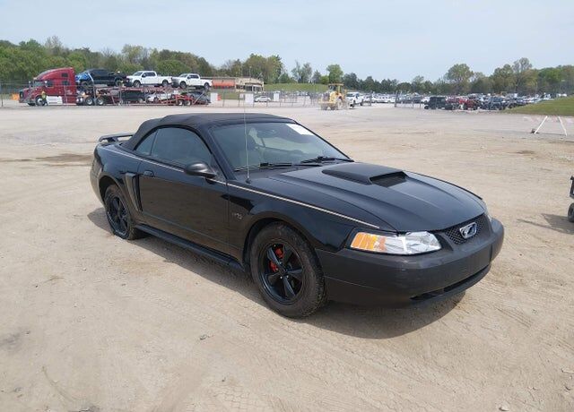 2003 FORD Mustang