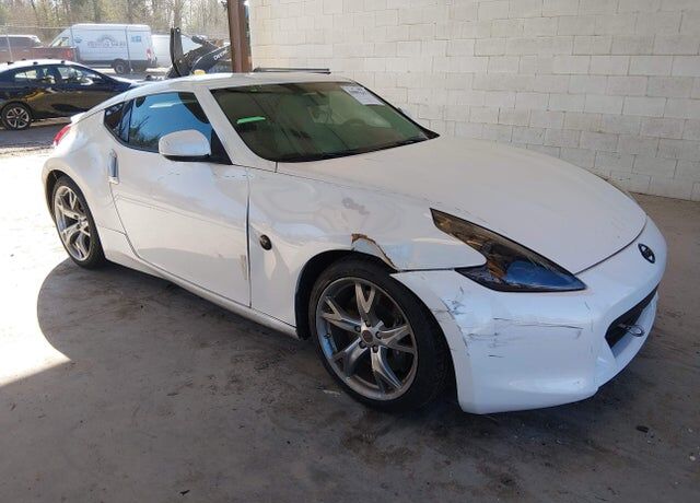 2010 NISSAN 370Z