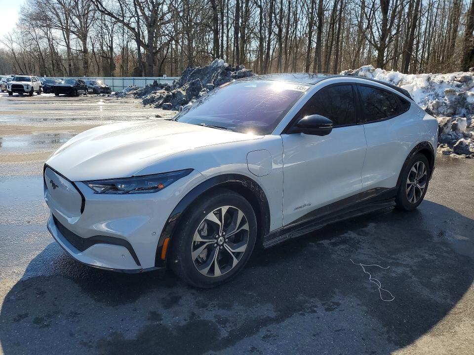 2022 FORD Mach-E