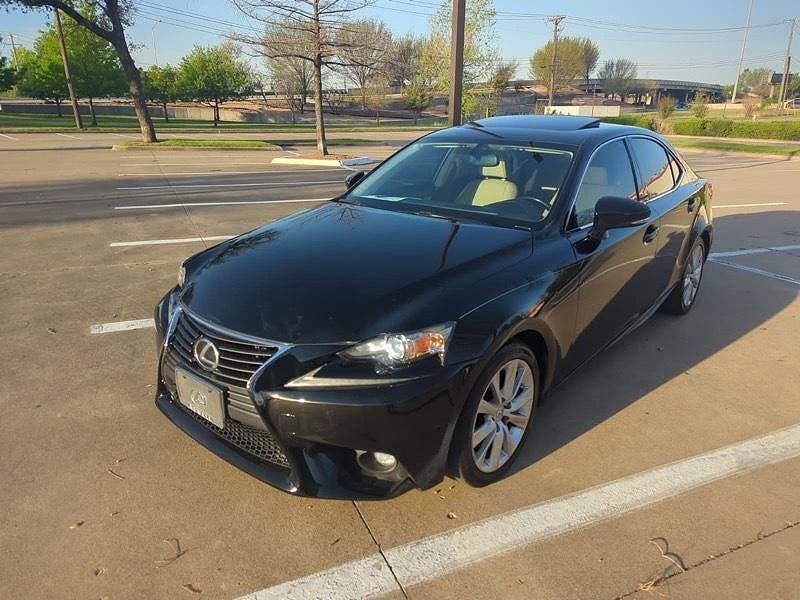 2016 LEXUS IS
