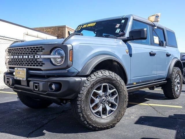 2023 FORD Bronco
