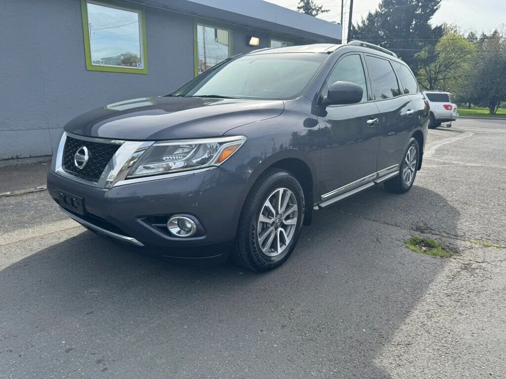 2013 NISSAN Pathfinder