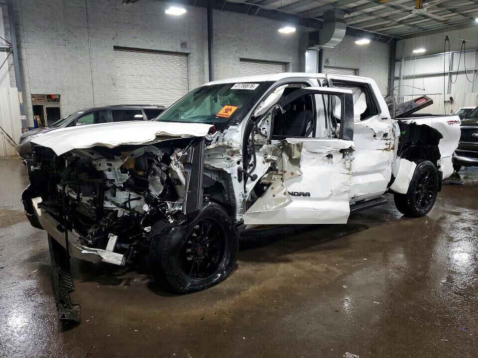 2024 TOYOTA Tundra