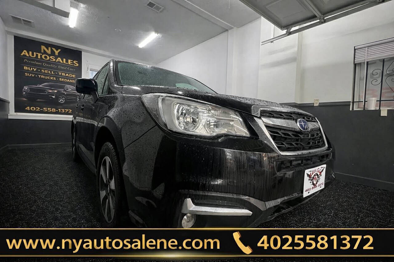 2017 SUBARU Forester