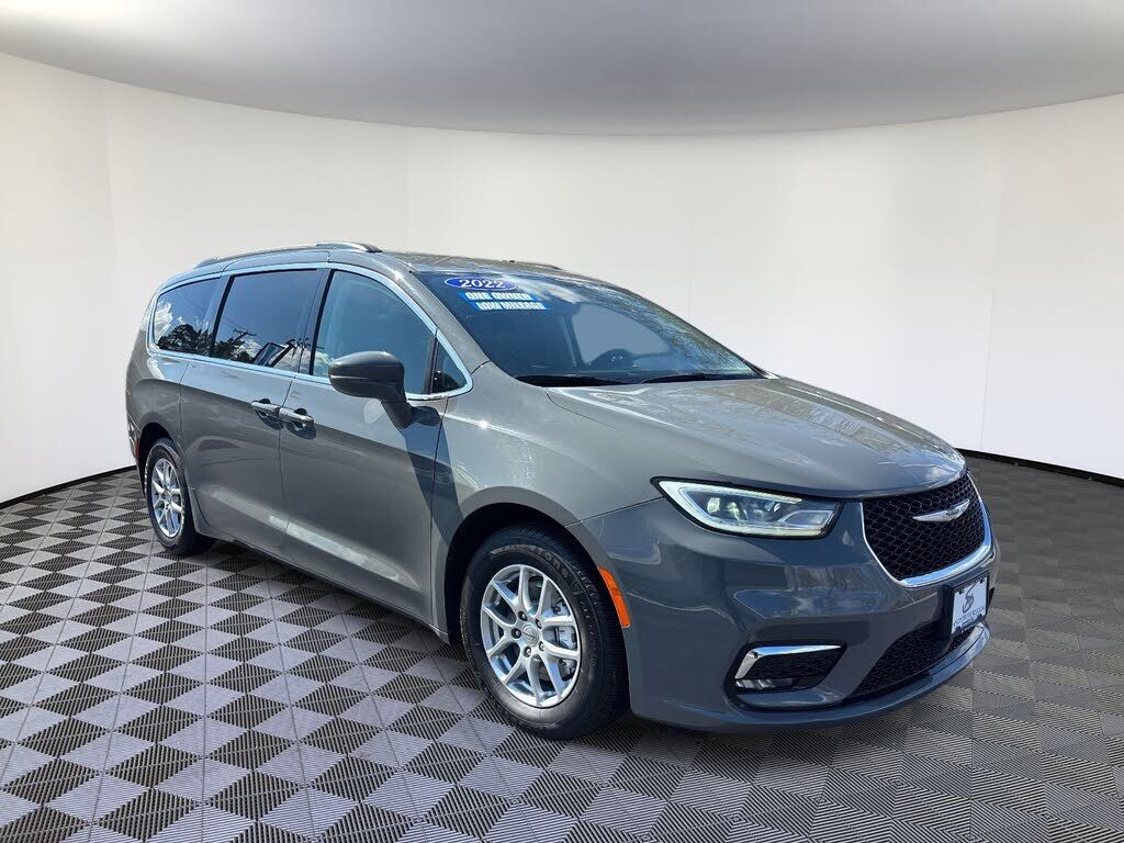 2022 CHRYSLER Pacifica