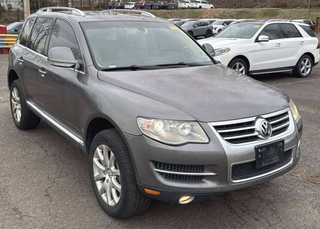 2008 VOLKSWAGEN Touareg