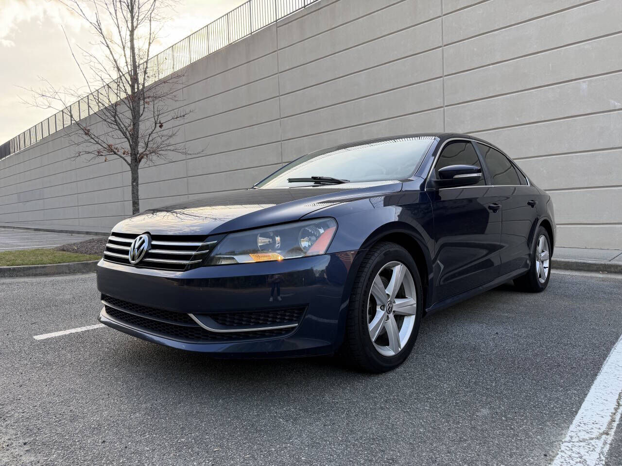 2013 VOLKSWAGEN Passat