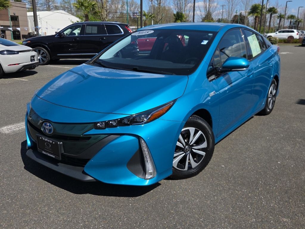 2018 TOYOTA Prius