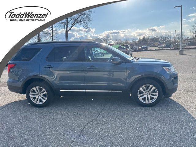 2018 FORD Explorer