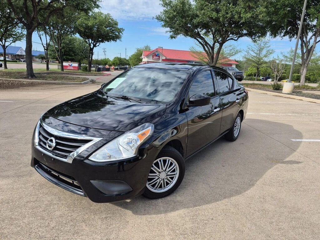 2018 NISSAN Versa
