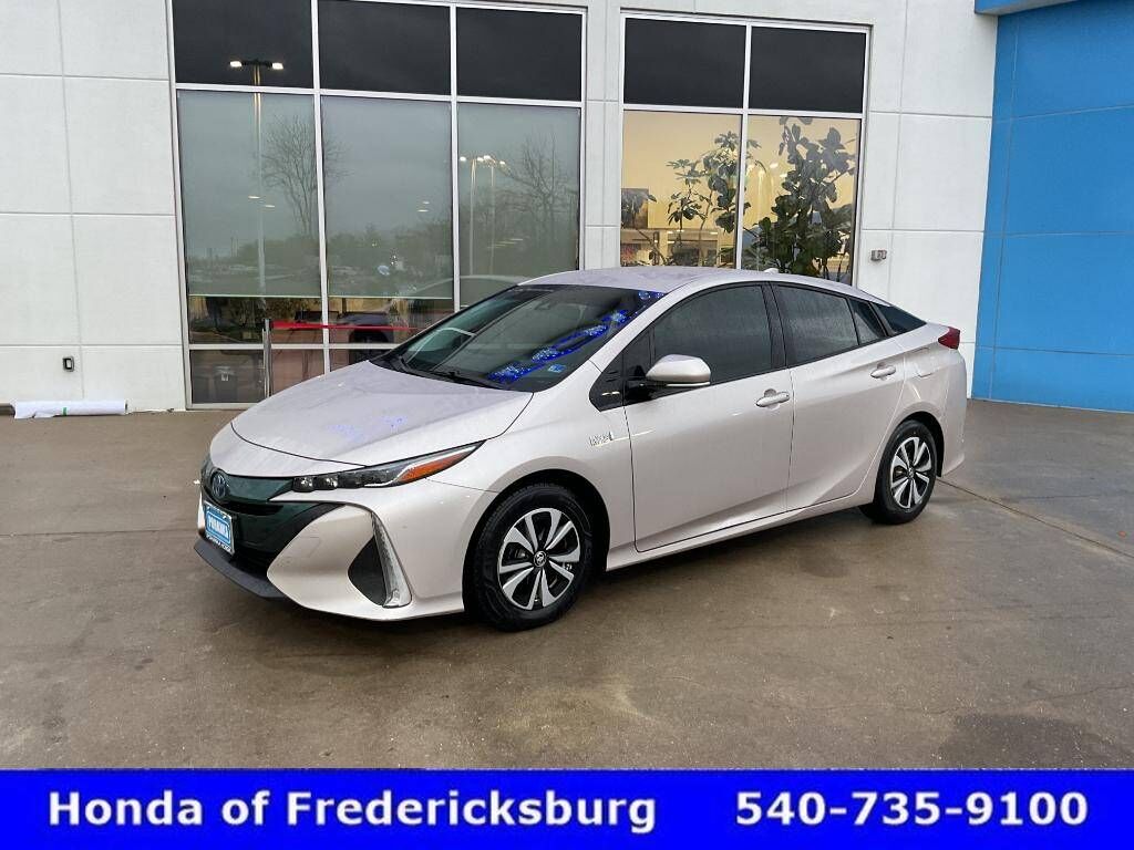 2019 TOYOTA Prius