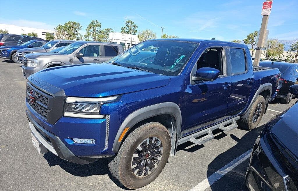2023 NISSAN Frontier