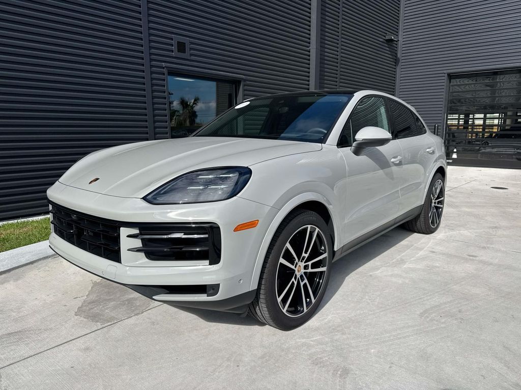 2026 PORSCHE Cayenne
