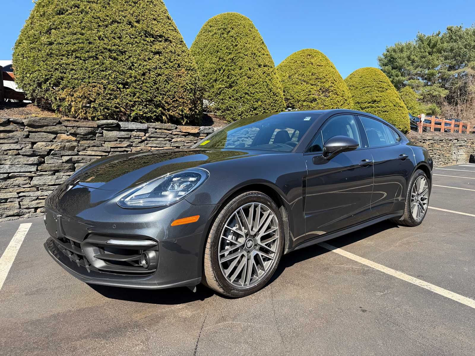 2023 PORSCHE Panamera