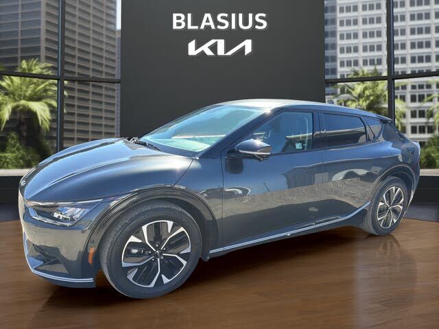 2023 KIA EV6