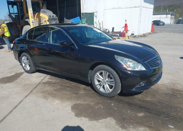 2012 INFINITI G37
