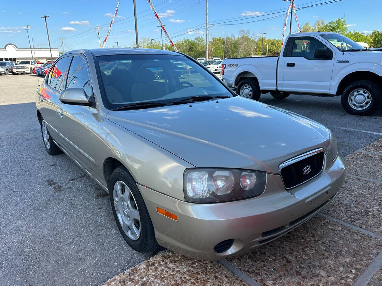 2001 HYUNDAI Elantra