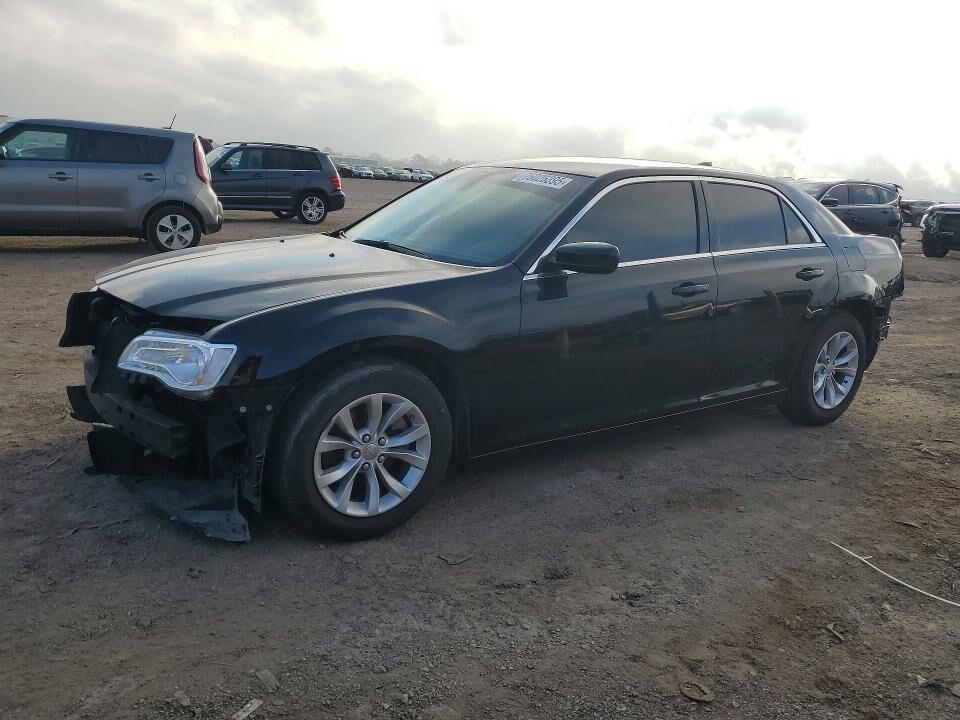 2023 CHRYSLER 300