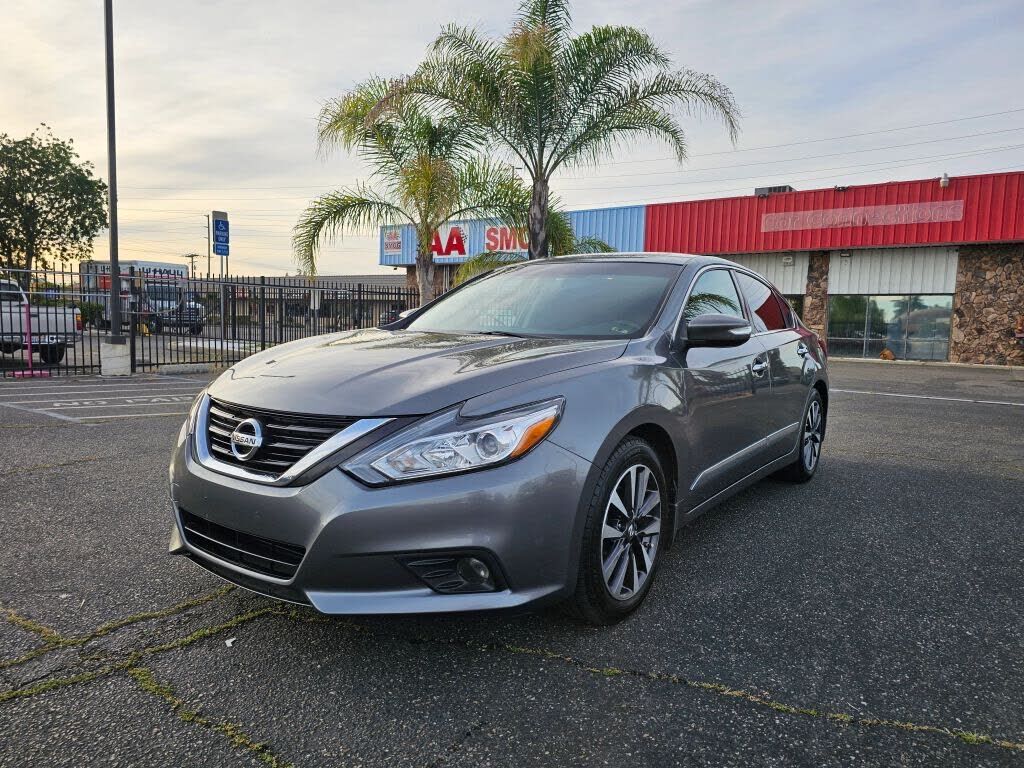 2016 NISSAN Altima