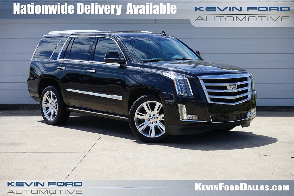 2017 CADILLAC Escalade