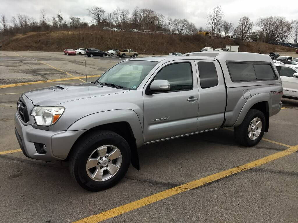2015 TOYOTA Tacoma