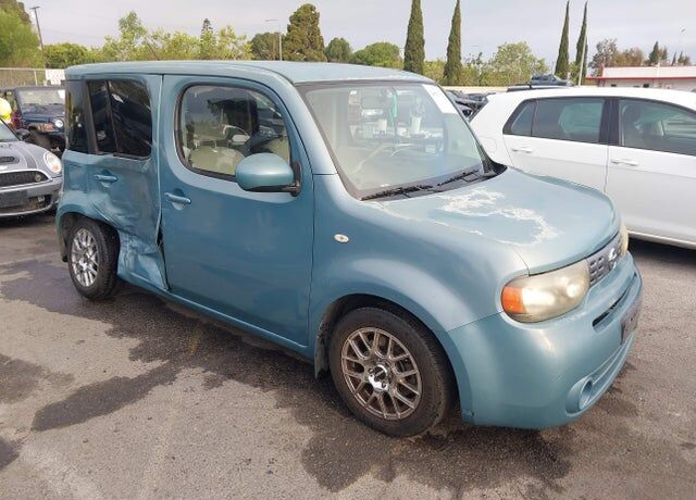 2011 NISSAN Cube