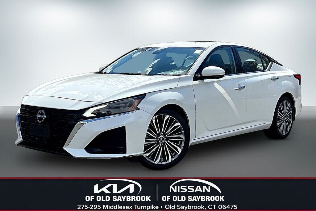 2023 NISSAN Altima