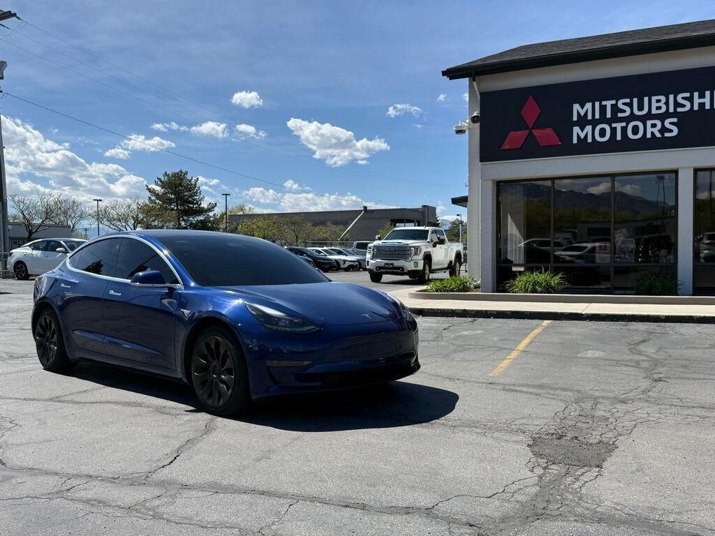 2020 TESLA Model 3