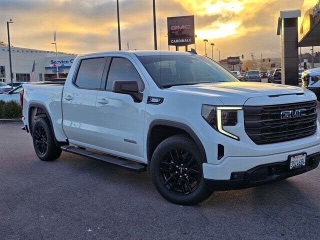 2024 GMC Sierra
