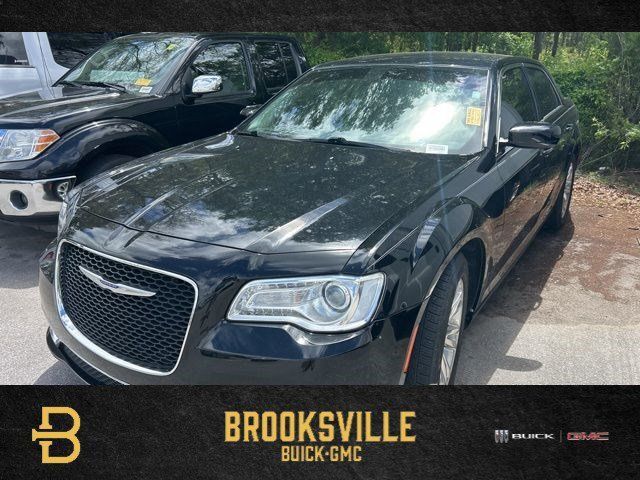 2019 CHRYSLER 300