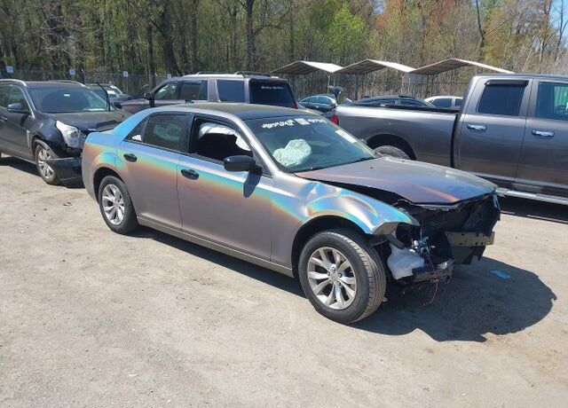 2018 CHRYSLER 300