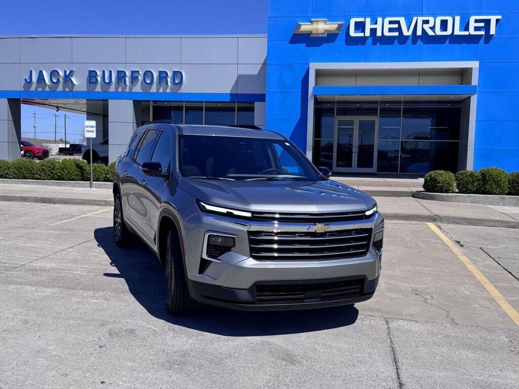 2026 CHEVROLET Traverse