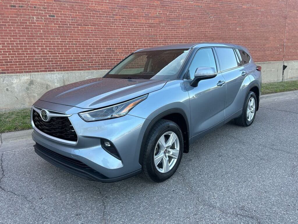 2022 TOYOTA Highlander