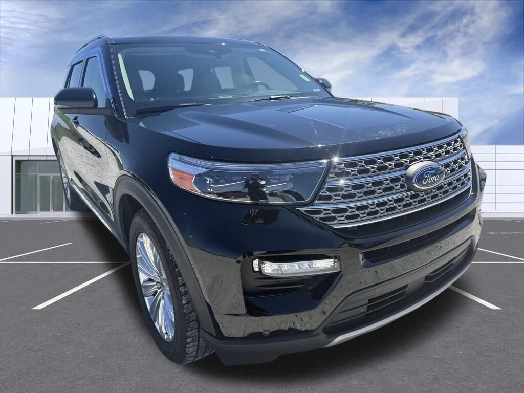 2021 FORD Explorer
