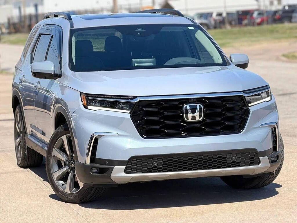 2025 HONDA Pilot