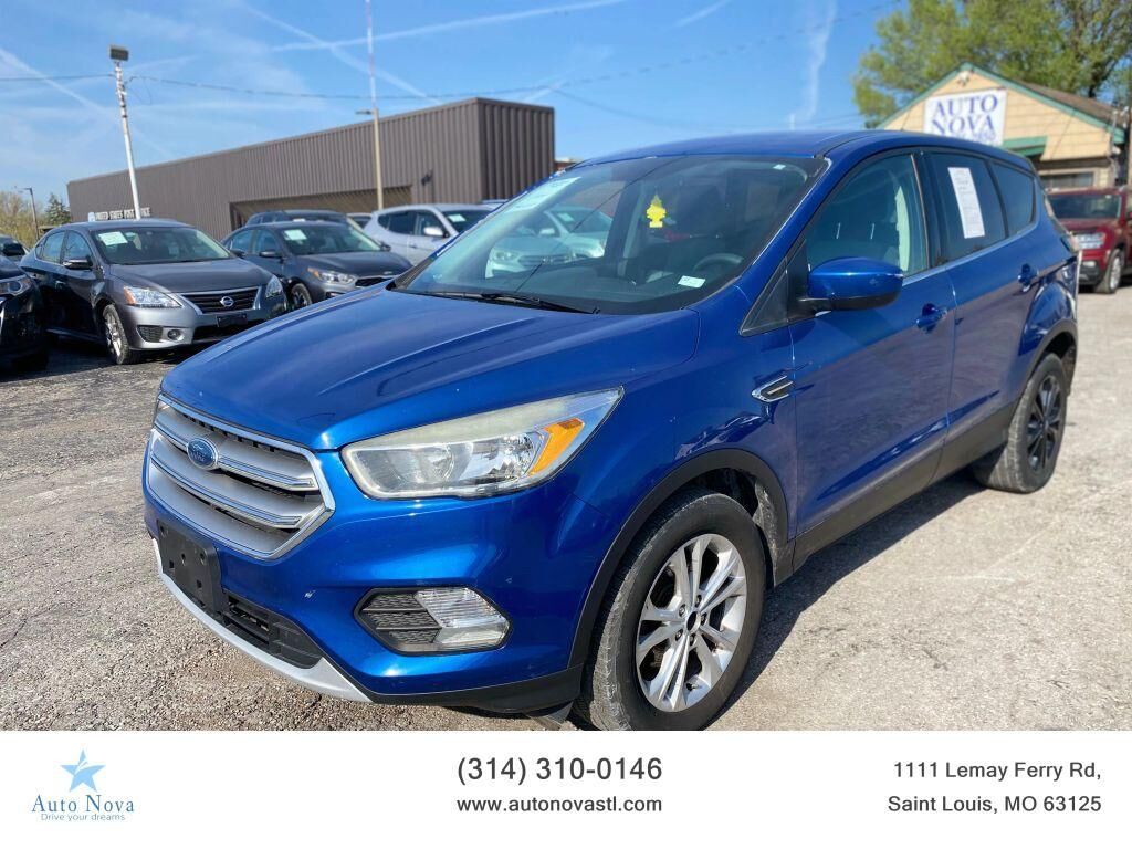 2017 FORD Escape