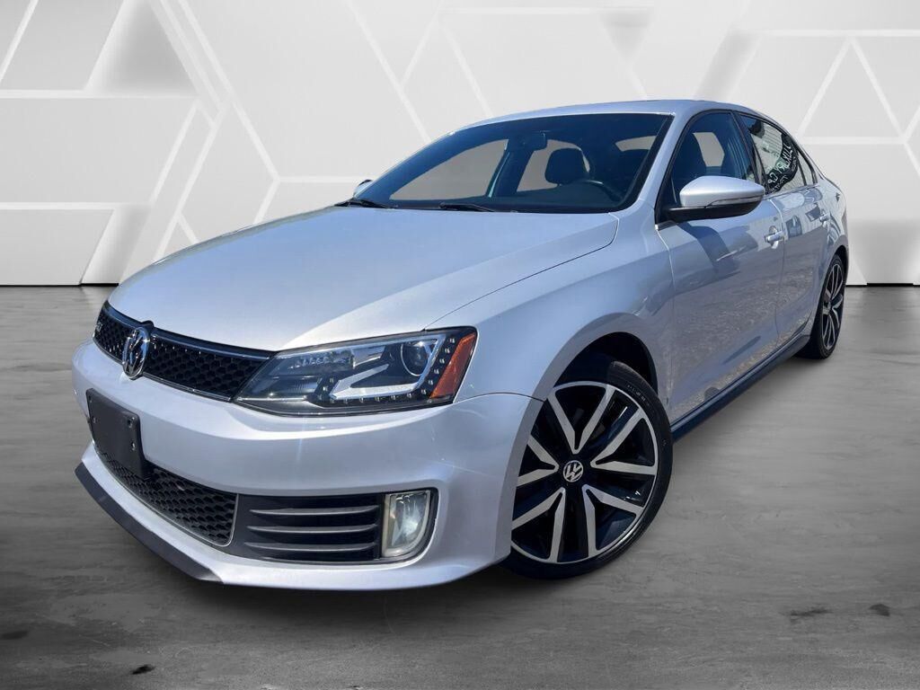 2013 VOLKSWAGEN Jetta