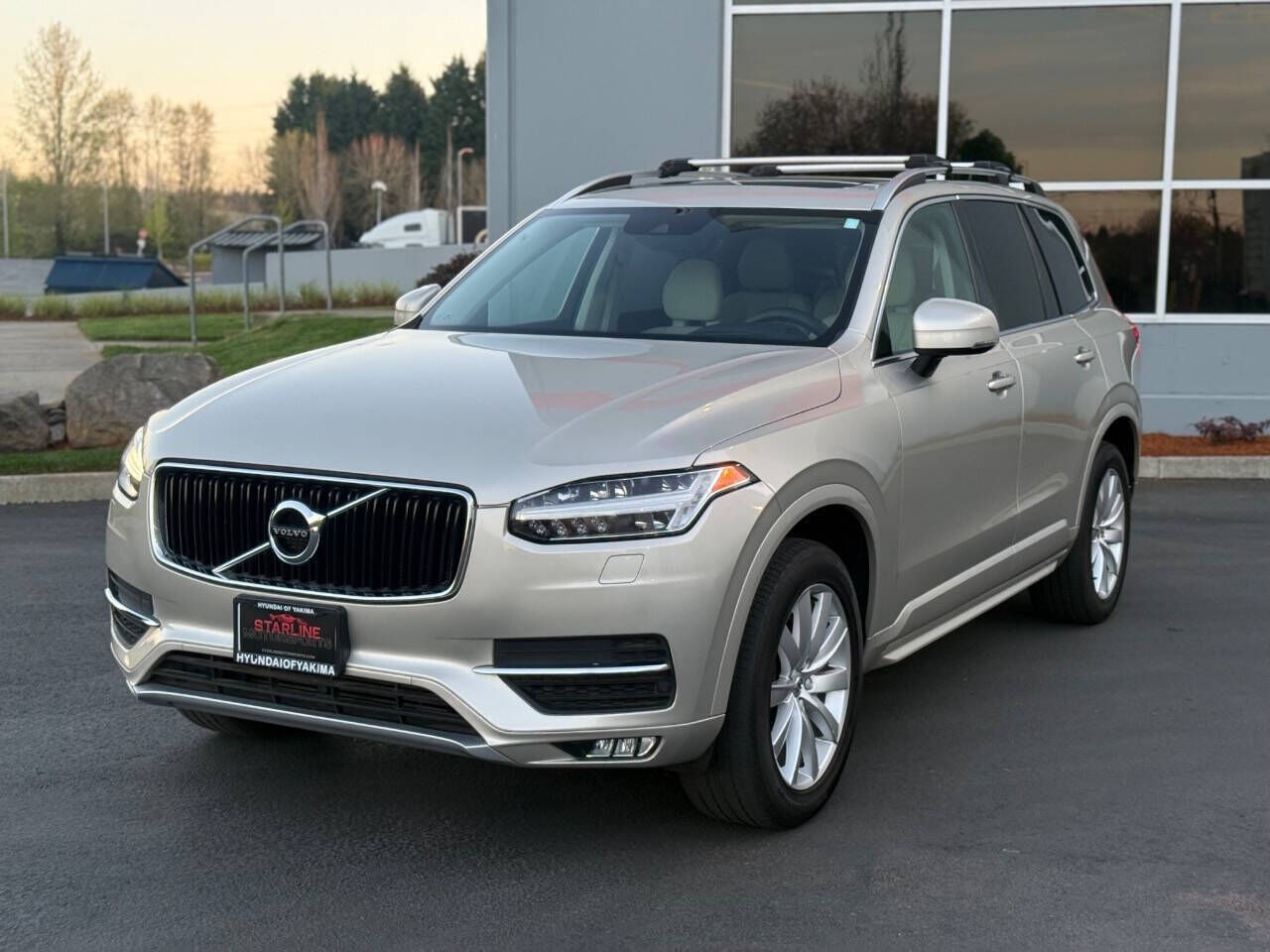 2016 VOLVO XC90
