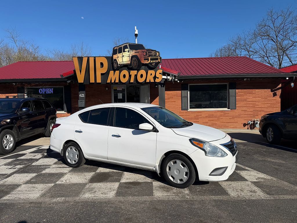 2016 NISSAN Versa