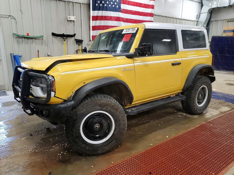 2024 FORD Bronco